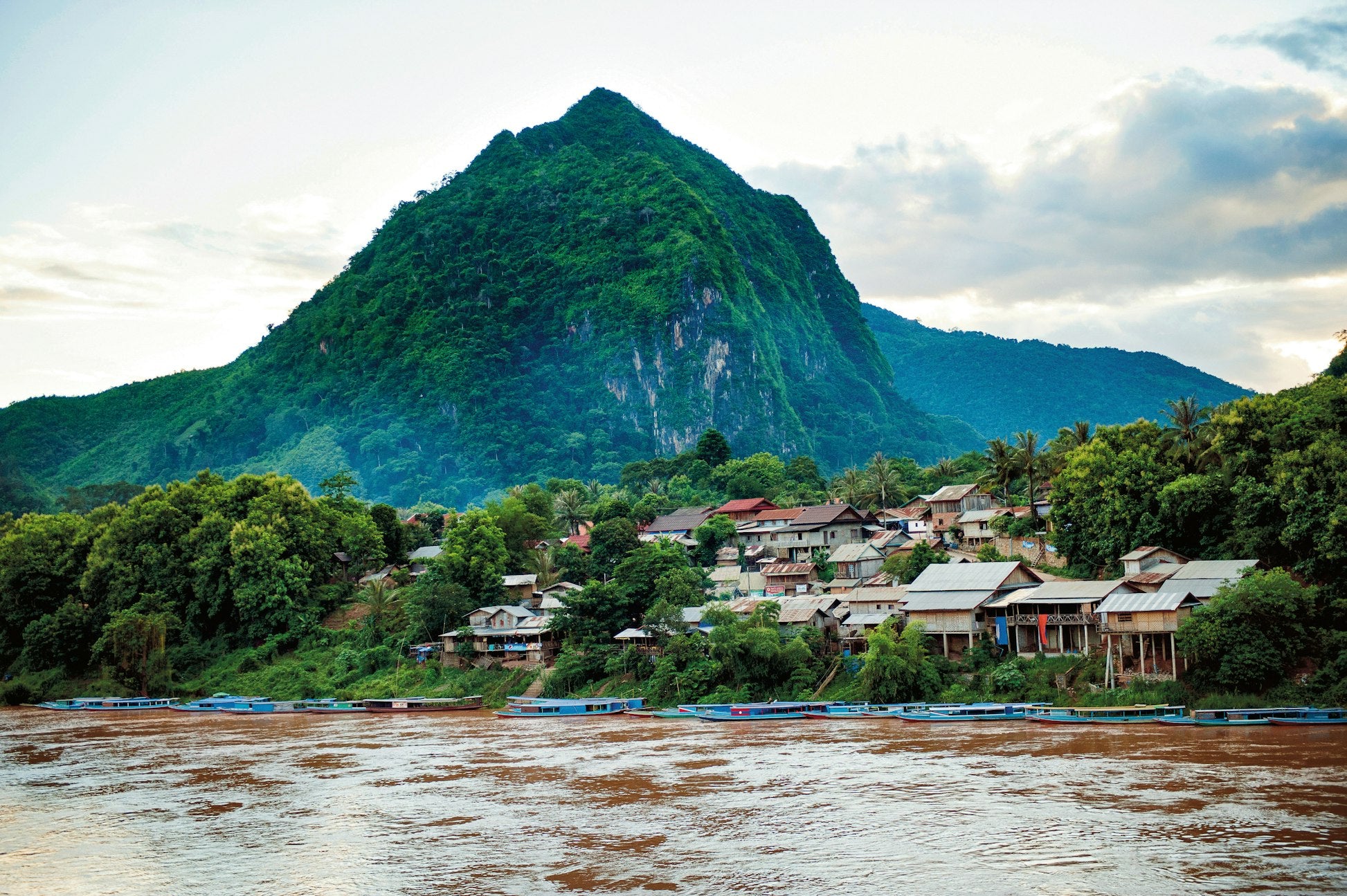 Thailand: Come With Nothing - The Mekong Expedition